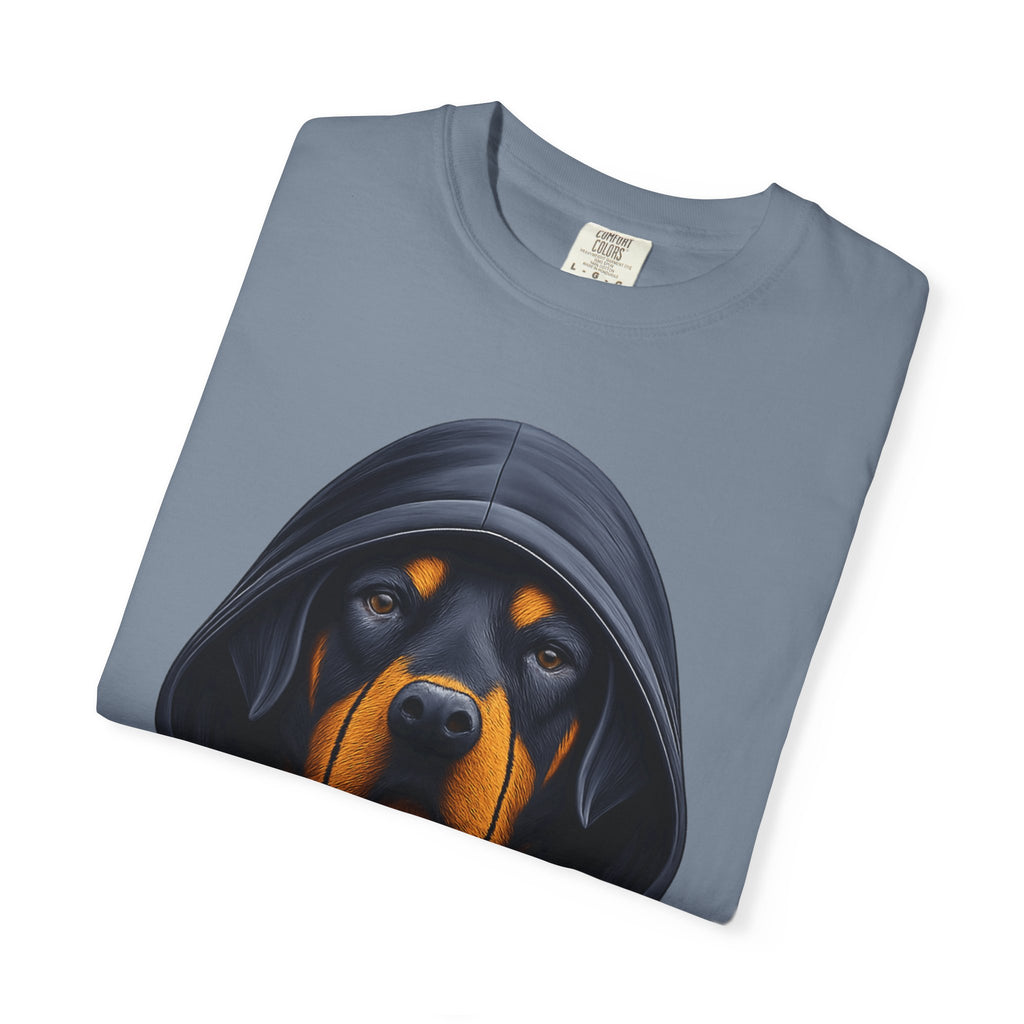 Hooded Rottweiler Portrait Tee – Unisex Powerful Dog Graphic T-Shirt