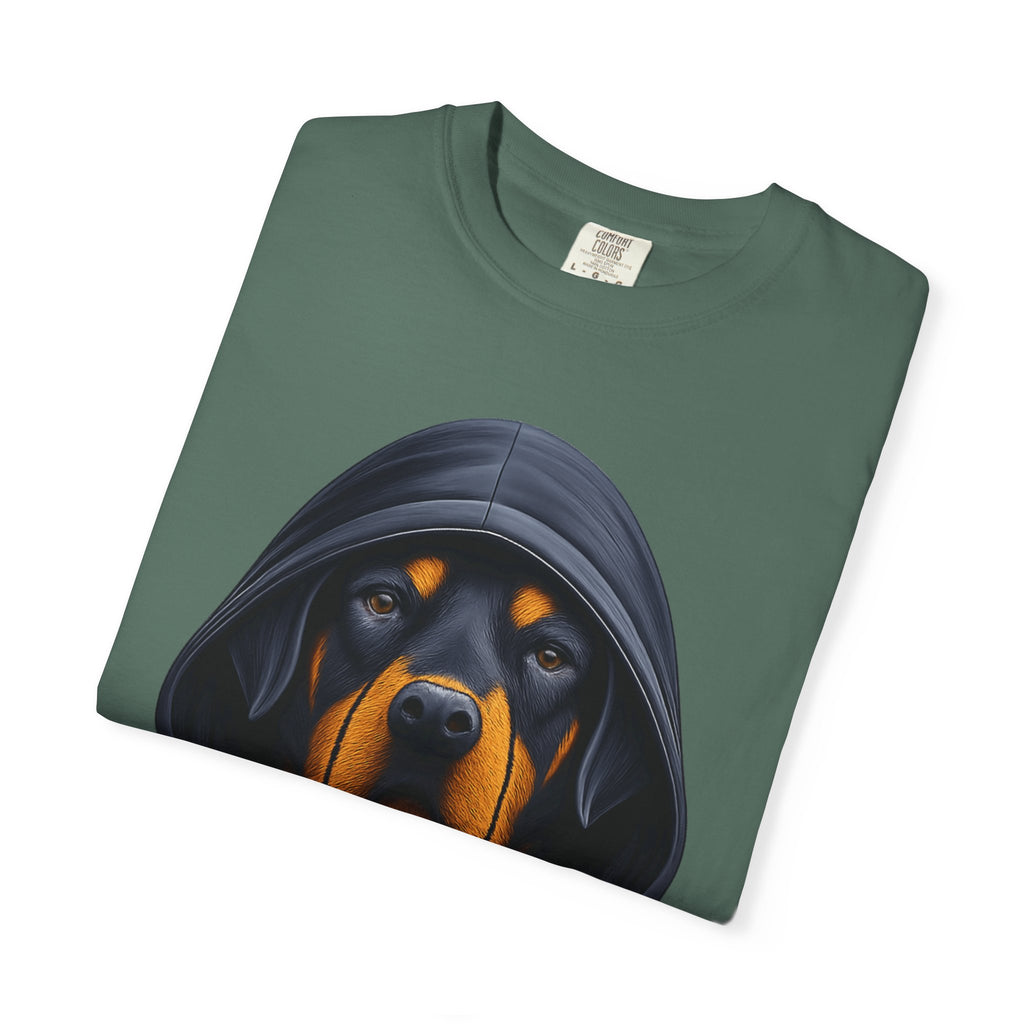 Hooded Rottweiler Portrait Tee – Unisex Powerful Dog Graphic T-Shirt